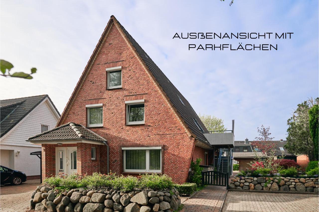 Grosszuegige Ferienwohnung Mit Terrasse 比苏姆 外观 照片