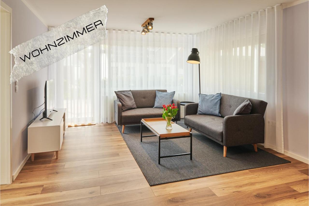 Grosszuegige Ferienwohnung Mit Terrasse 比苏姆 外观 照片